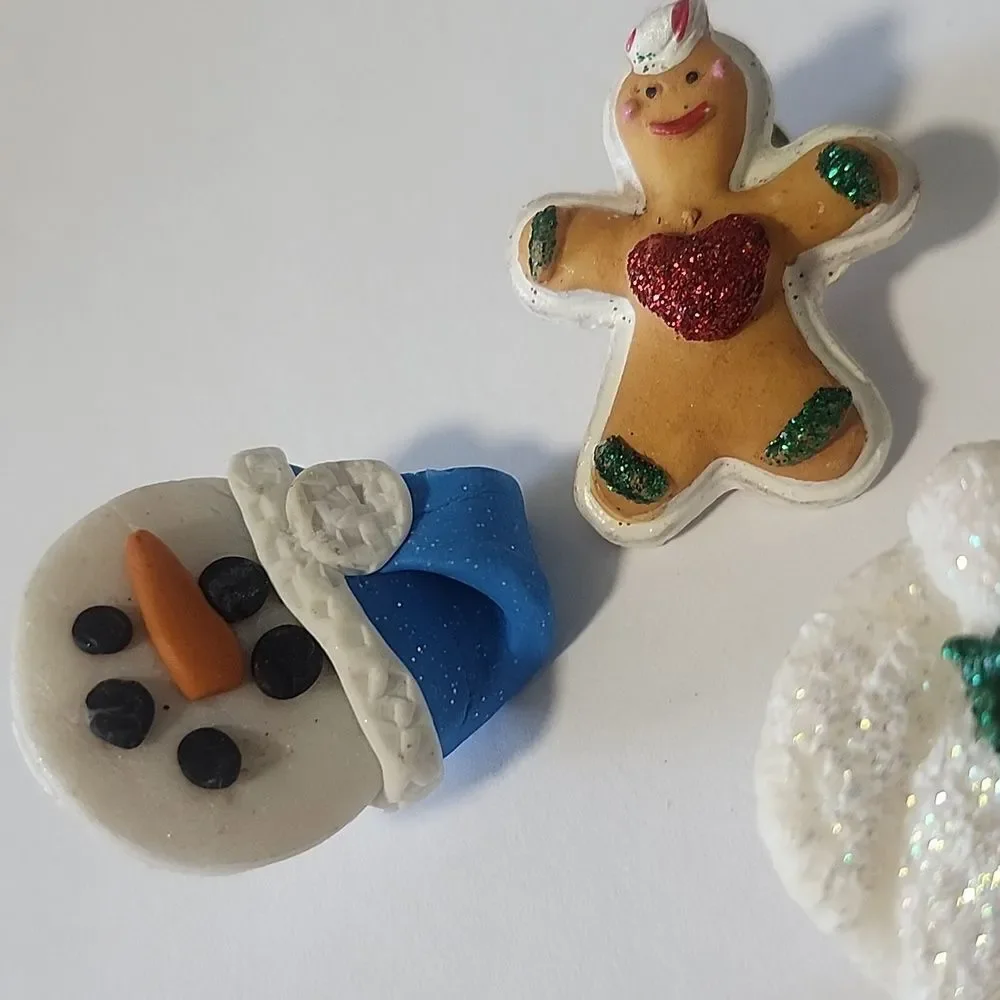 Festive Holiday Brooch Set